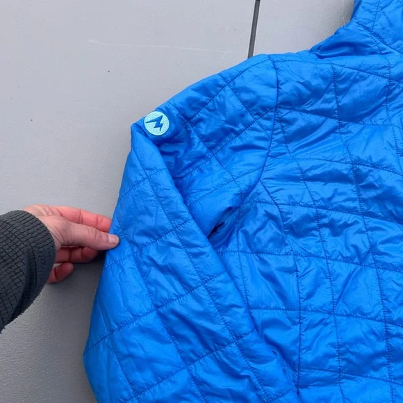 Marmot Women's Vibrant Blue Quilted Puffer Jacket - Picture 6 of 15